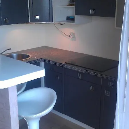 Apartment Monaco Hilltop Suites *